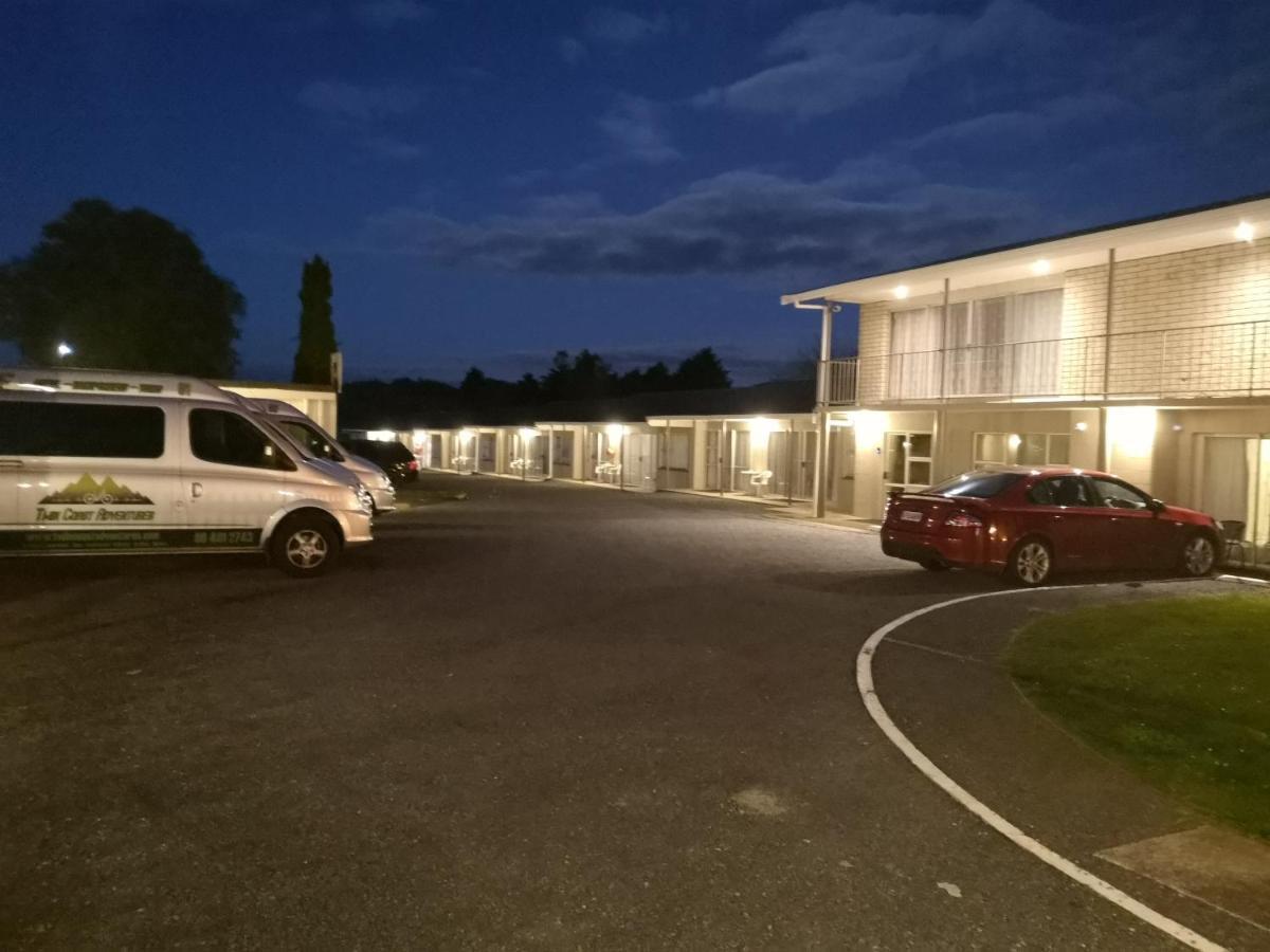 Motel Twin Coast Adventures Kaikohe Esterno foto